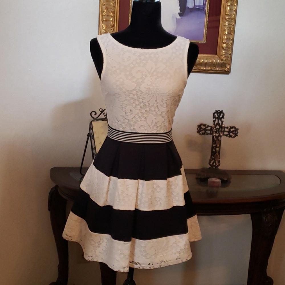 Speechless Junior's Dress